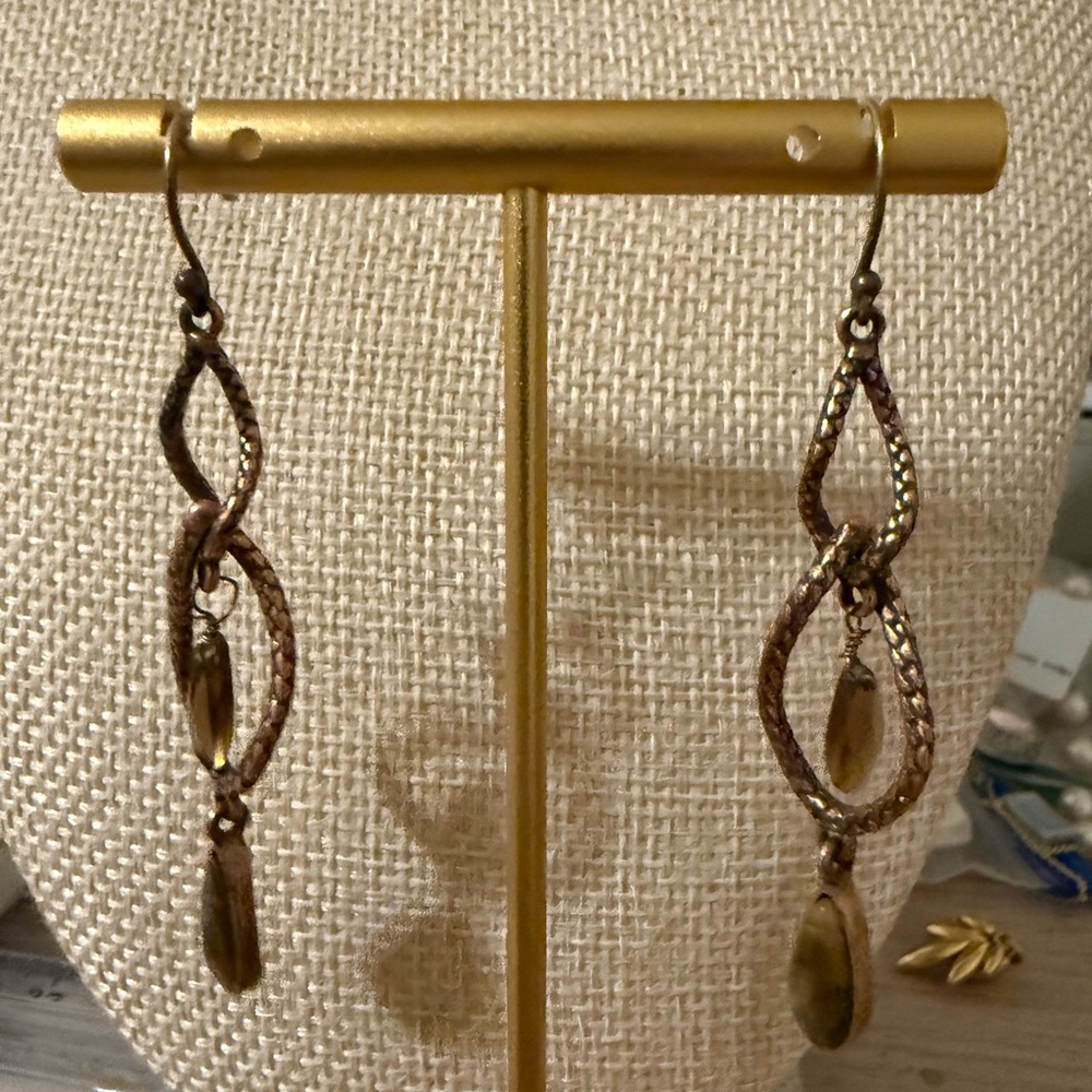 Elegant Gold‎ Dangle Earrings